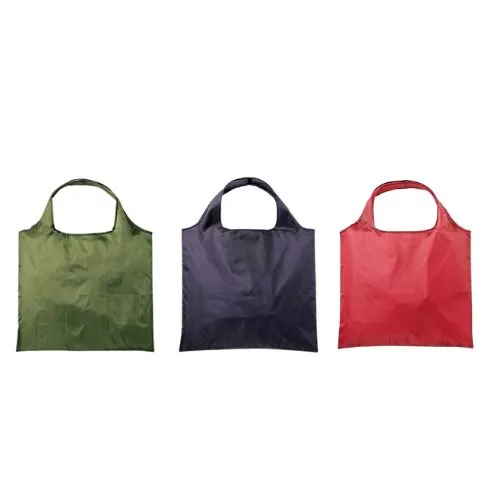 抗菌加工を施した衛生的なエコバッグで、使わないときにはポケット部分に小さく畳んで収納できます。普段のバッグに入れて携帯しておけば、買い物や荷物が増えたときにさっと広げて使えます。大きなサイズなので収納力はたっぷり!肩掛けできるので持ち運びも楽々です。ノベルティやイベントなどで配布すると、バッグがお客様の手元に残り続けるので企業やサービスのブランドイメージの向上や周囲への宣伝効果につながります。