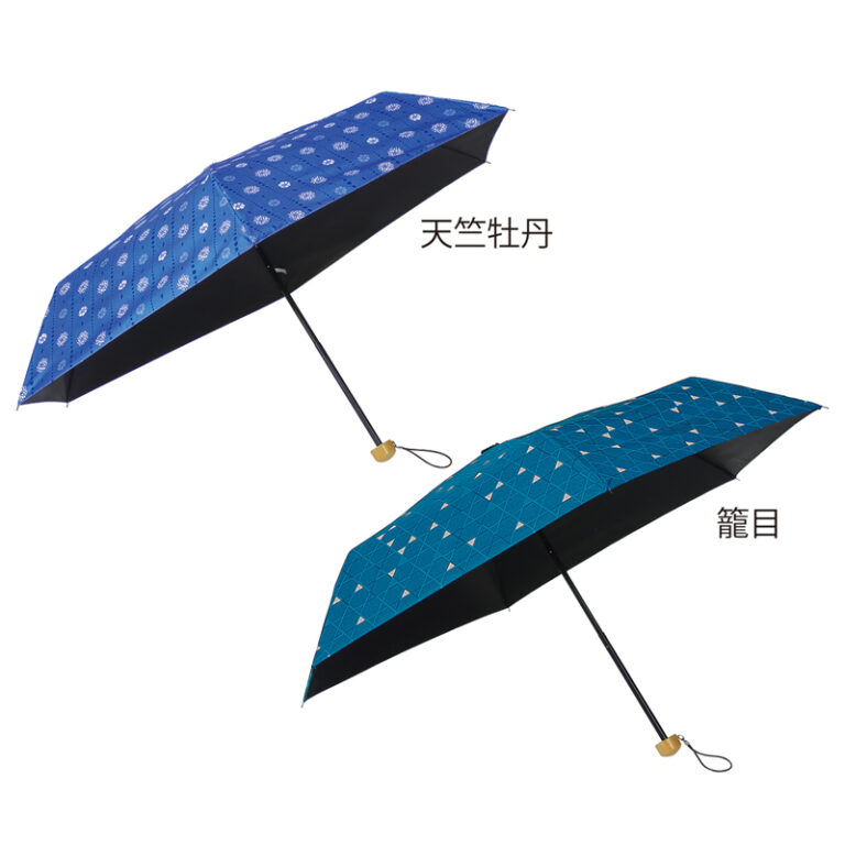 モダンな和柄で大人のお洒落も楽しむ、携帯に便利な晴雨兼用折傘