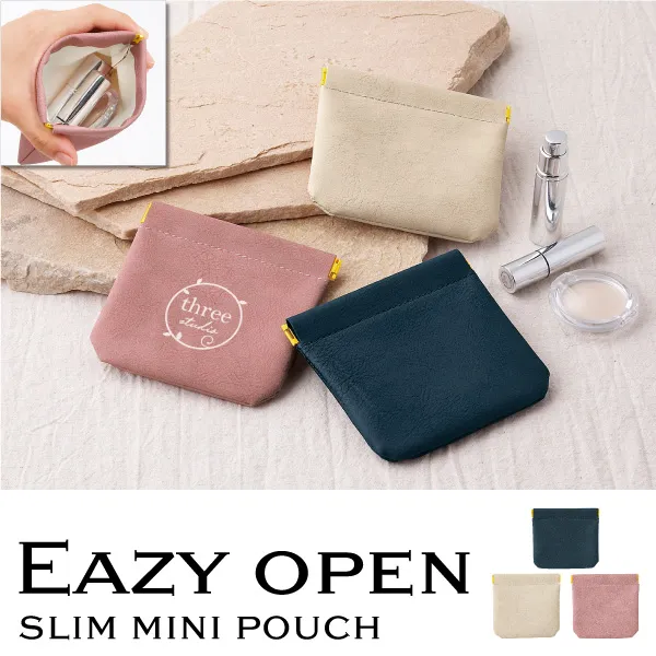 コンパクトサイズが嬉しいスリムミニポーチ。コスメやサプリ、小銭などの小物入れに最適です。開口部の両サイドを押すだけで開くことができる扱いの手軽さもポイント!名入れが映えるシンプルな見た目なので、企業名やロゴなどを入れることで簡単におしゃれなオリジナルグッズを作ることができます。