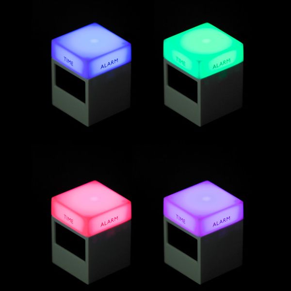 キューブ型５ファンクションクロック(カラー選択可)