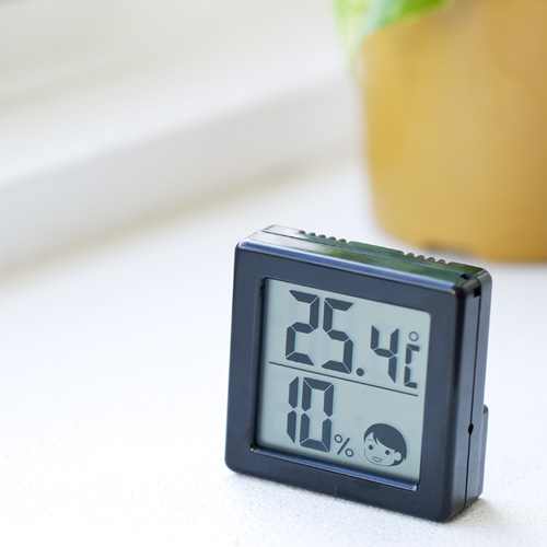 ミニデジタル温湿度計(カラー選択可)